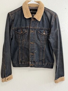 No Boundaries Sherpa Lined Denim Jacket Women Medium Cropped Jean Jacket Cozy